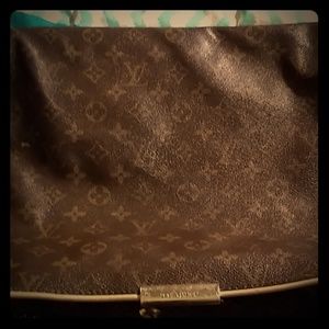 Louis Vuitton bag(no handles)